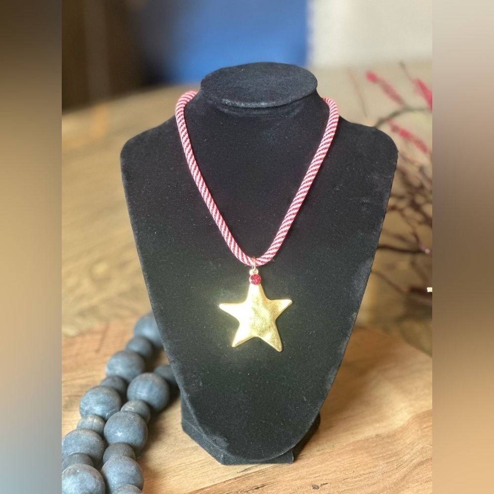 Game Day Red Paracord Star Necklace Gold Tone  Sports Fan Jewelry 16-18"